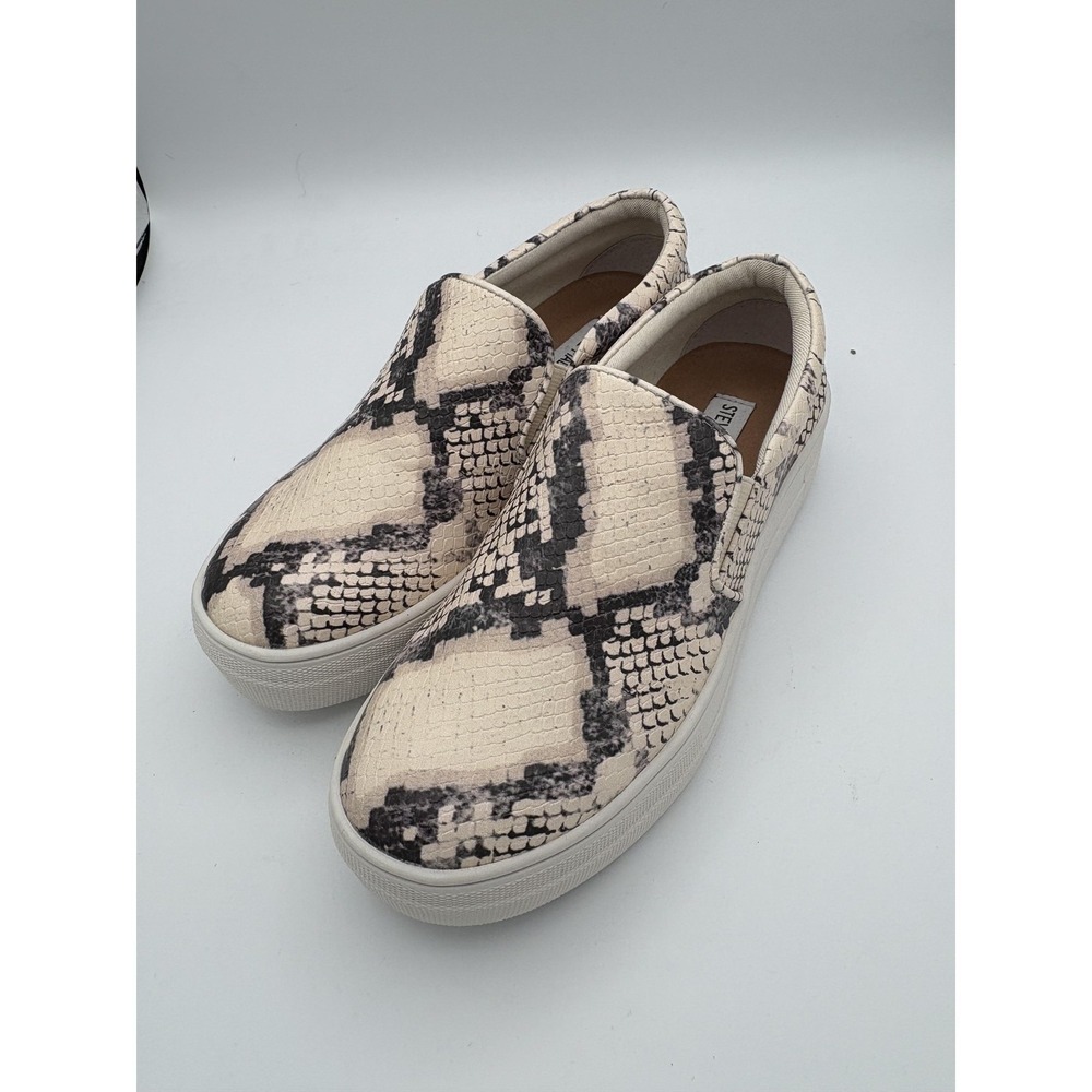 Steve Madden Shoes Womens Size 6.5 Beige Gills‎ Slip Platform Flats Snake Print
